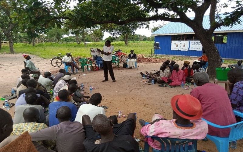 Sensibilisation et organisation des ménages : un pilier du développement communautaire